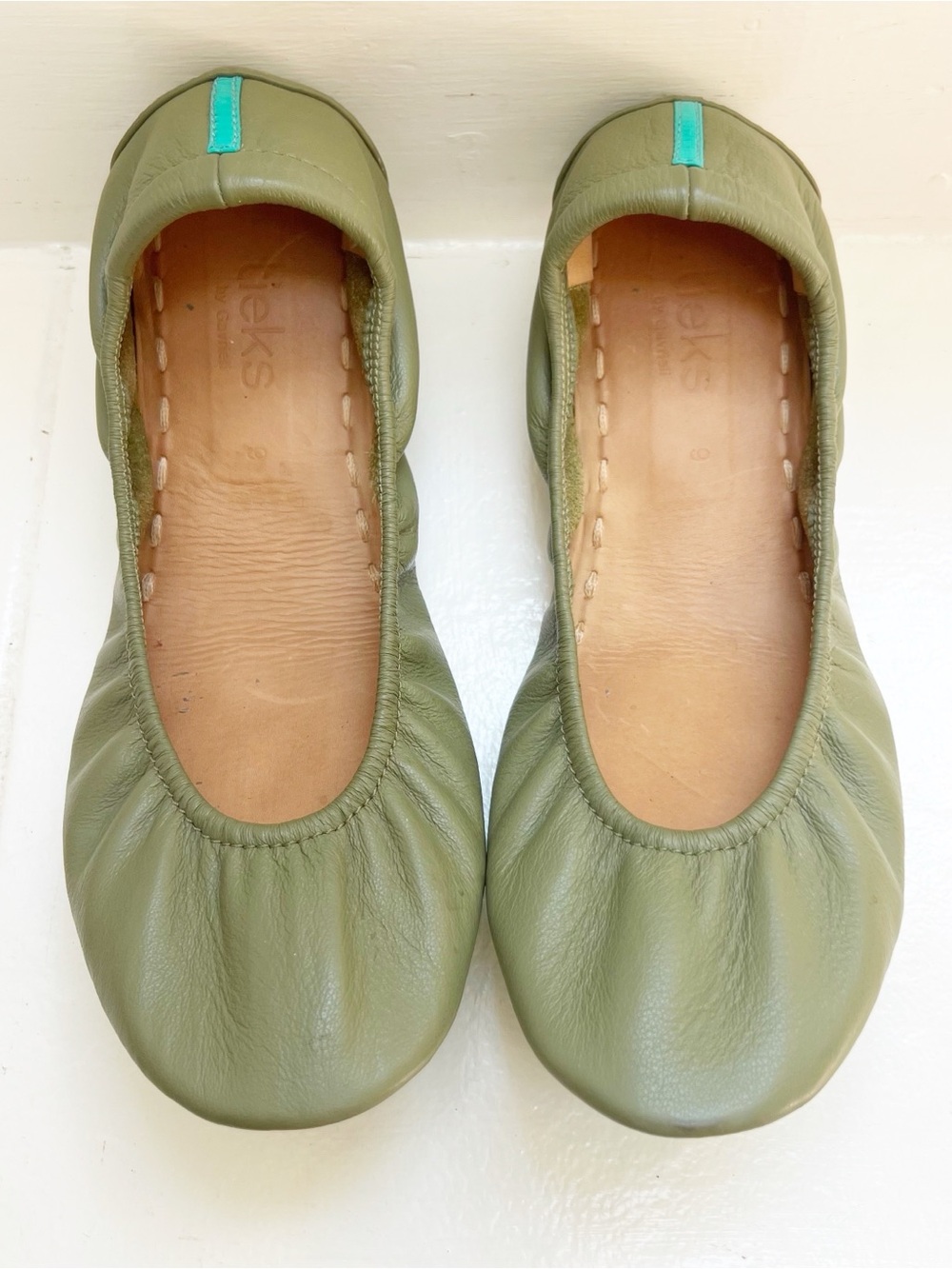 Tieks Olive Green Ballet Flats with Teal Pull Tab size 9